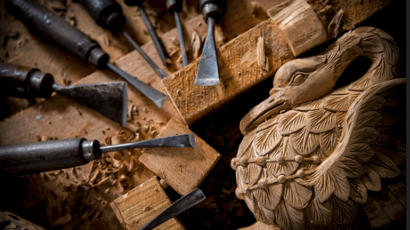 swan wood carving