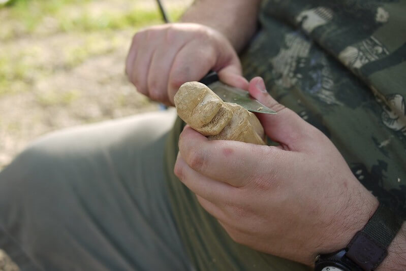 push-stroke-whittling